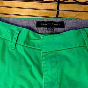 Tommy Hilfiger Women’s 5’ Chino Shorts.